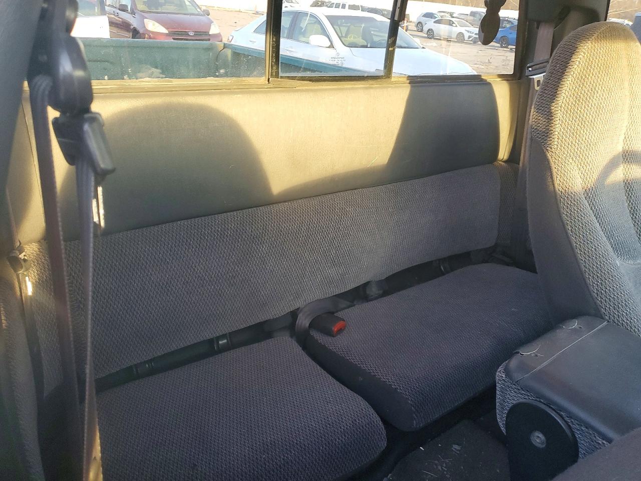 1997 DODGE DAKOTA photo 19