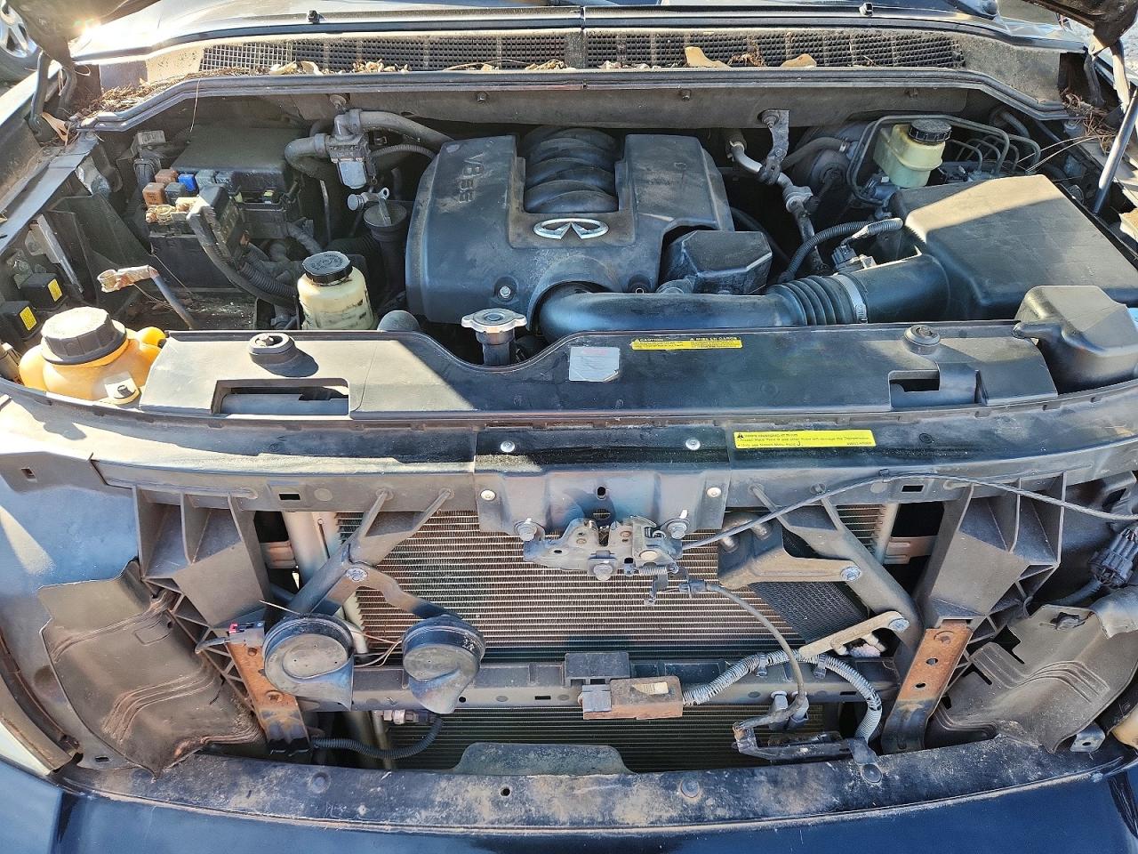 2004 INFINITI QX56 photo 12