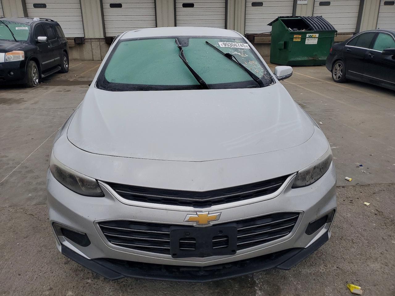 2017 CHEVROLET MALIBU LT photo 5