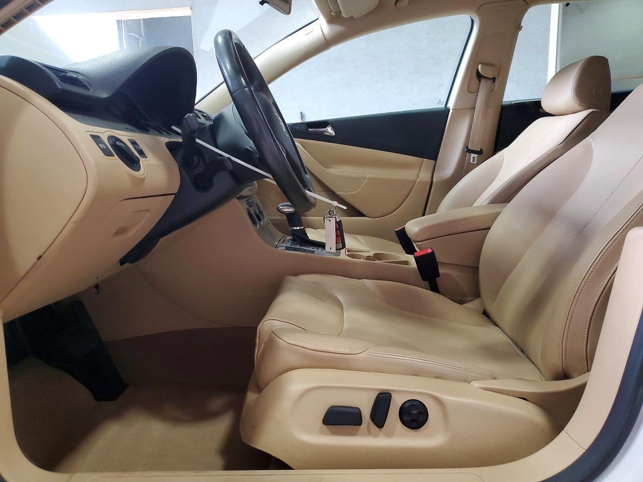 2008 VOLKSWAGEN PASSAT WAGON KOMFORT photo 13