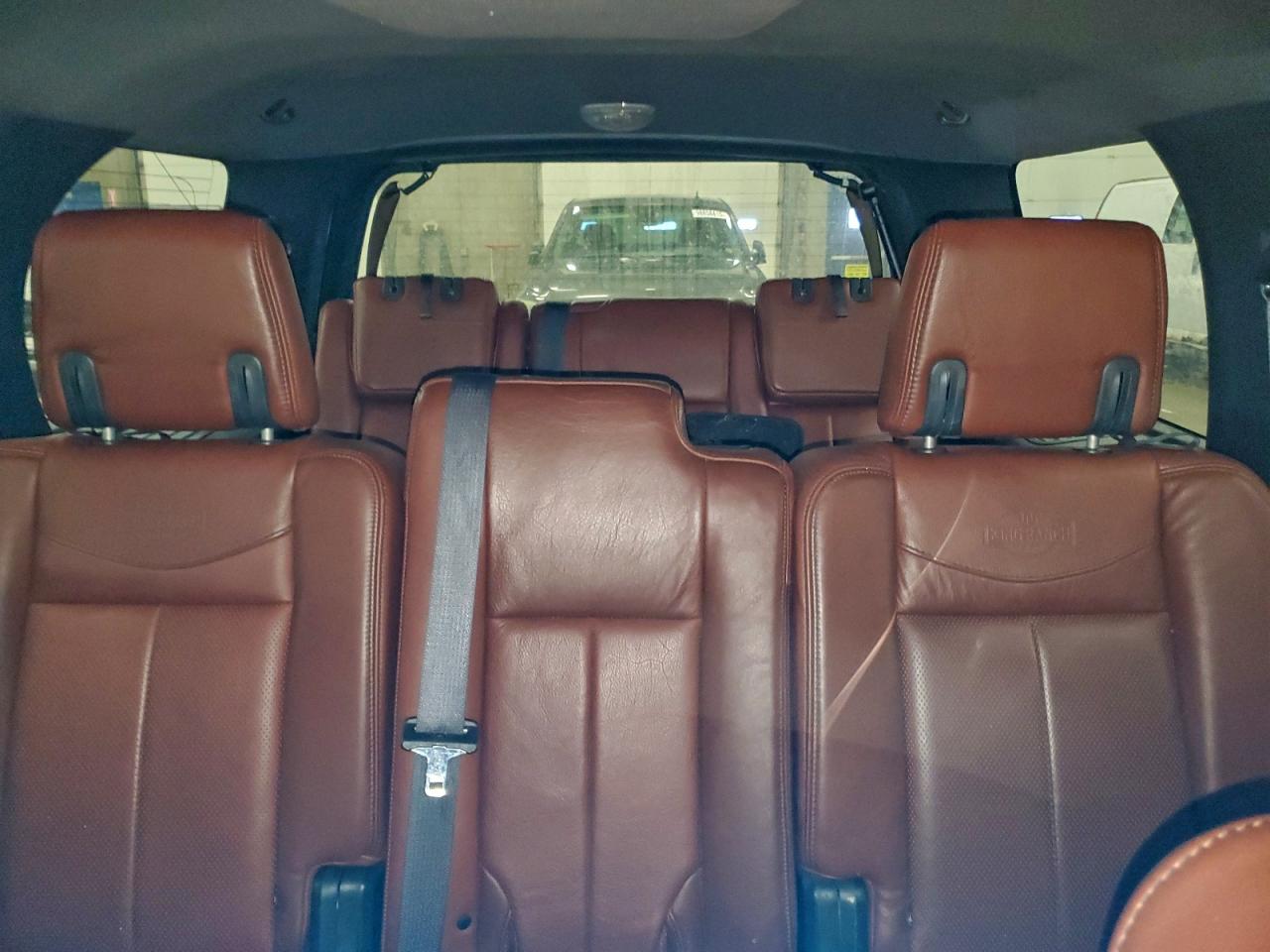 2011 FORD EXPEDITION XLT photo 10