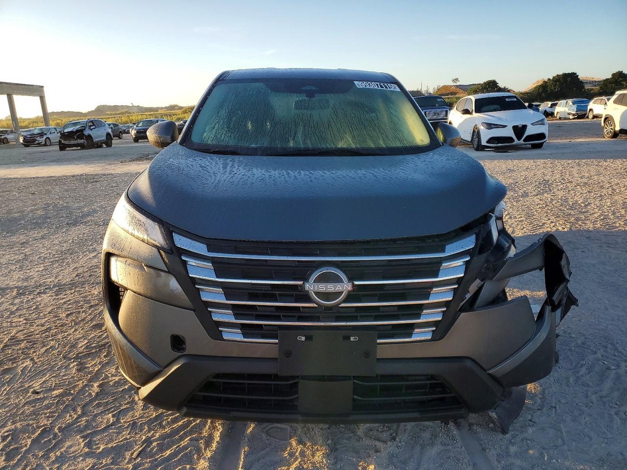 2024 NISSAN ROGUE SV photo 5
