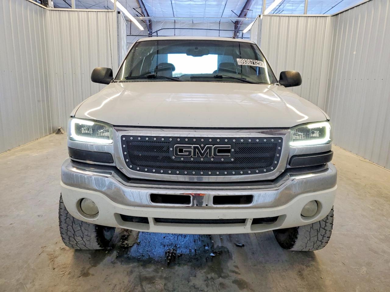 2007 GMC NEW SIERRA K1500 CLASSIC photo 5