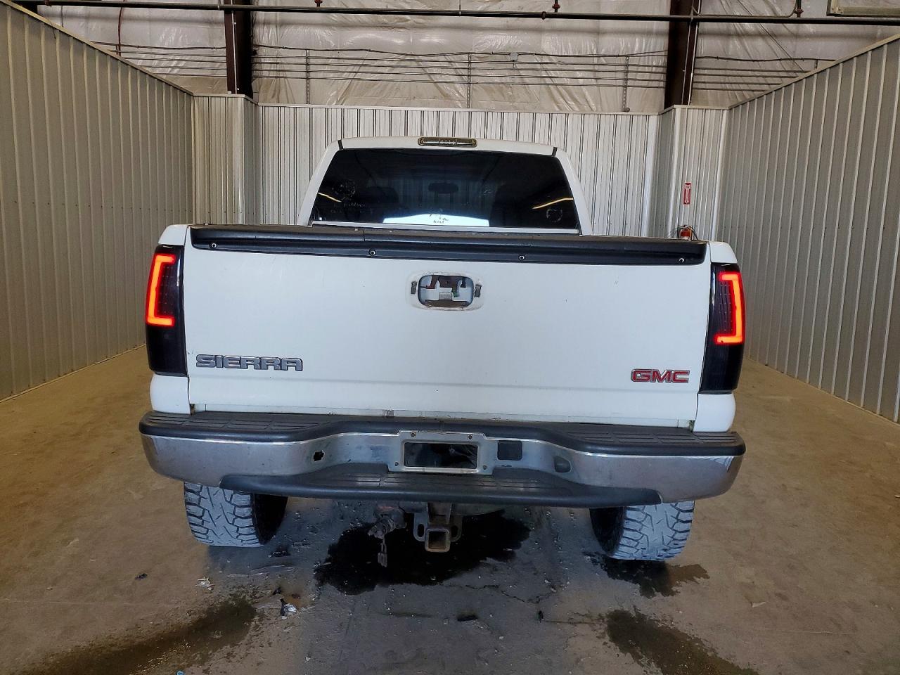 2007 GMC NEW SIERRA K1500 CLASSIC photo 6