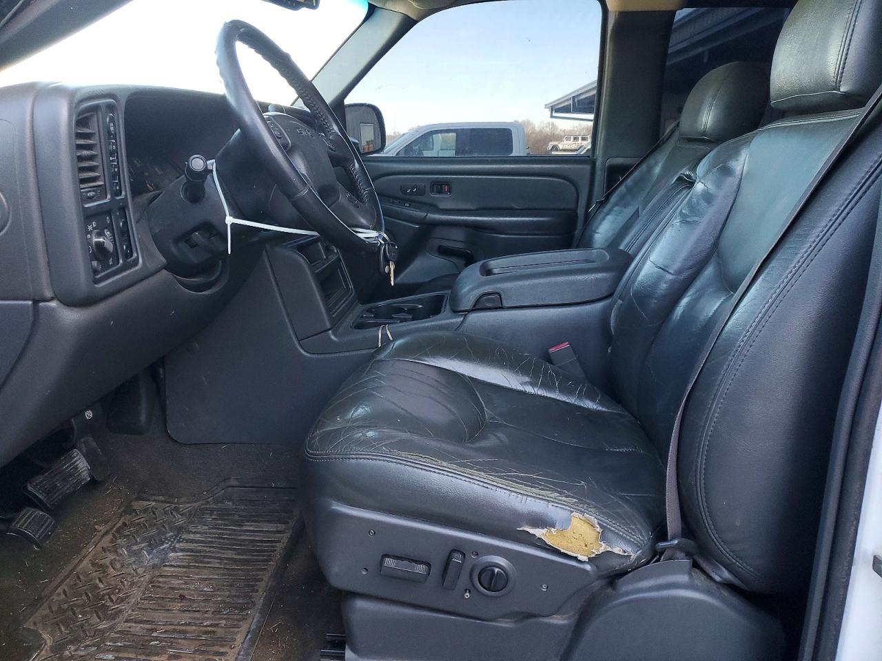 2007 GMC NEW SIERRA K1500 CLASSIC photo 7