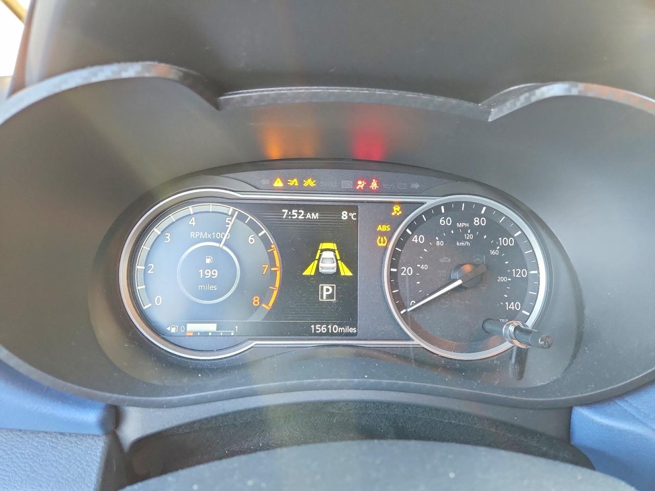 2025 NISSAN VERSA SV photo 9