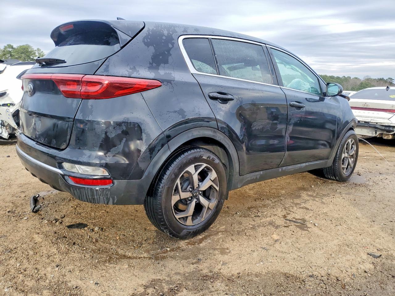 2021 KIA SPORTAGE LX photo 5