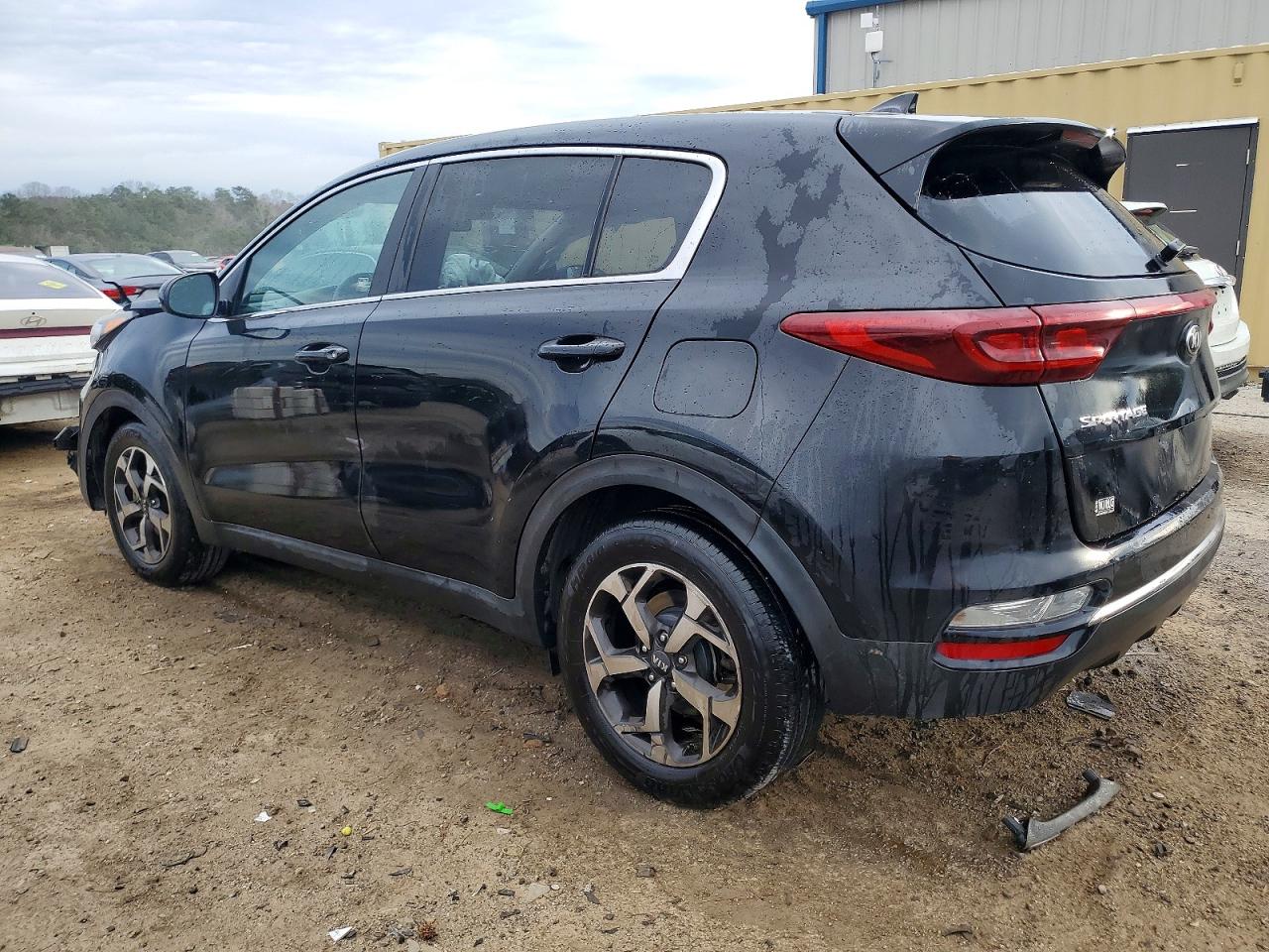 2021 KIA SPORTAGE LX photo 3