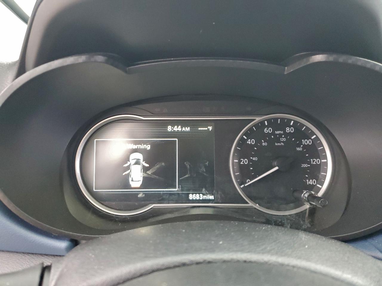 2025 NISSAN VERSA SV photo 9