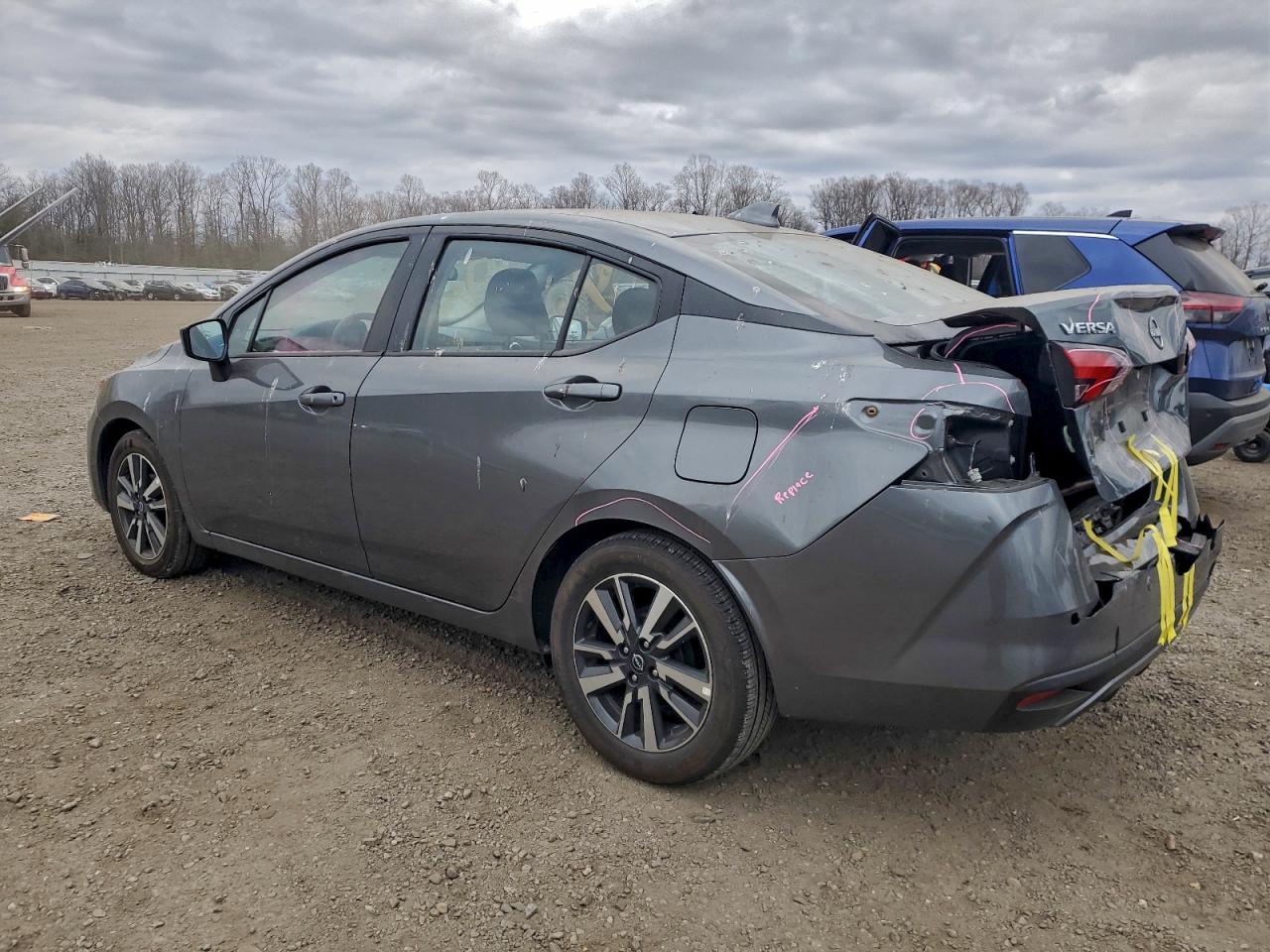 2025 NISSAN VERSA SV photo 2
