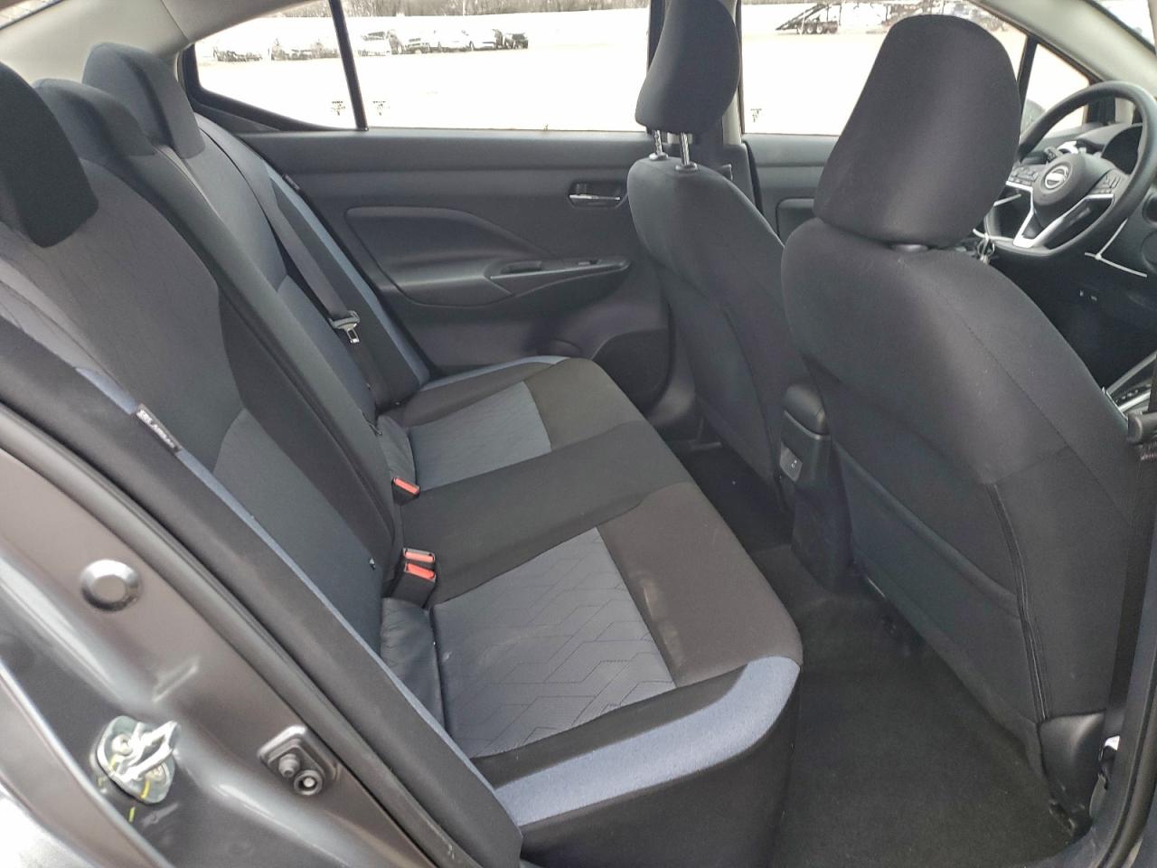 2025 NISSAN VERSA SV photo 10