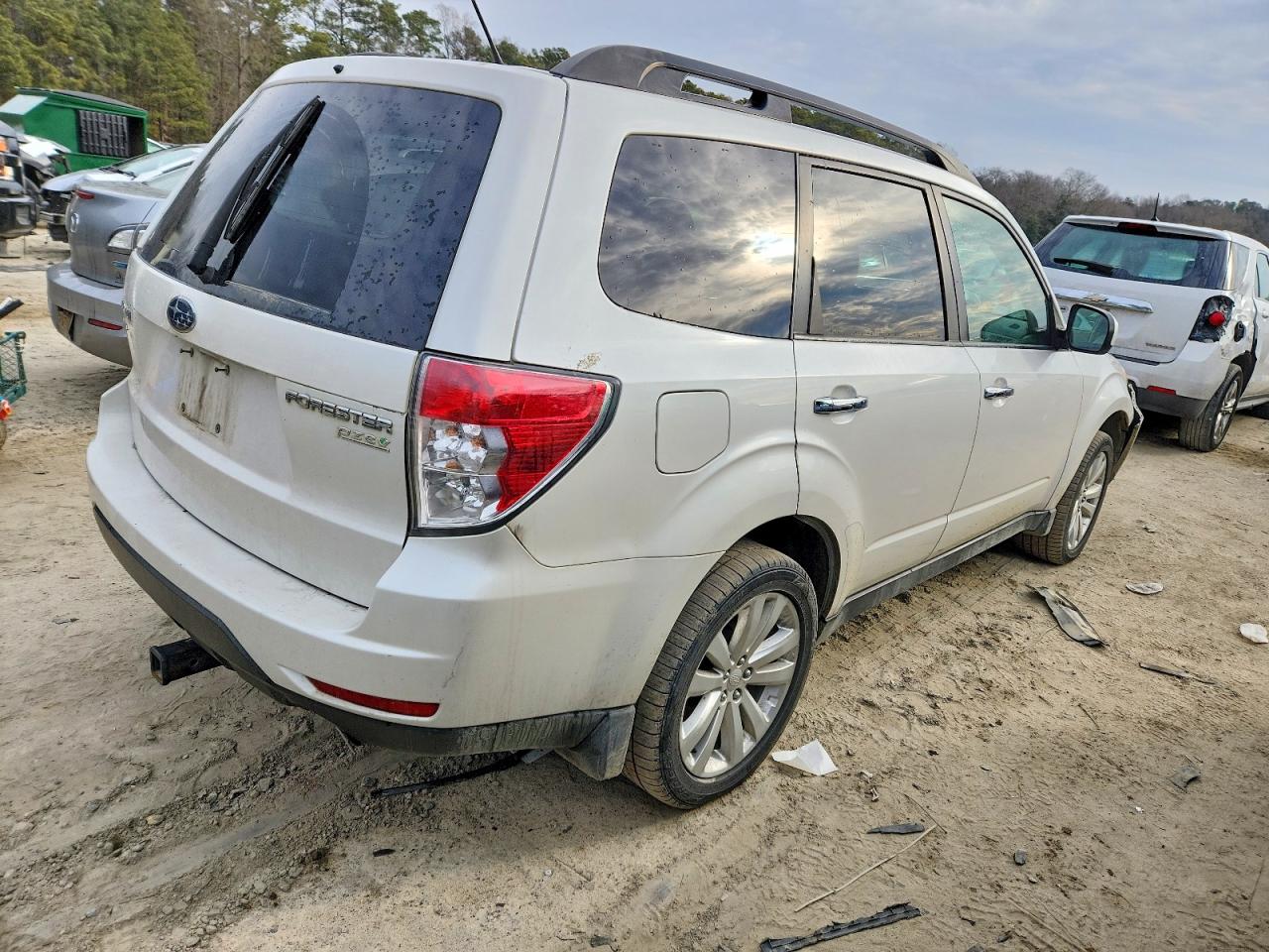 2013 SUBARU FORESTER 2.5X PREMIUM photo 3