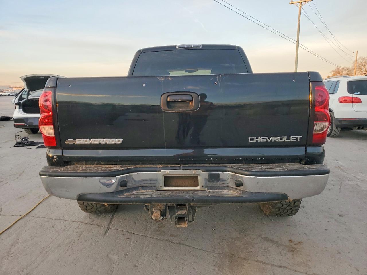 2005 CHEVROLET SILVERADO K1500 photo 6