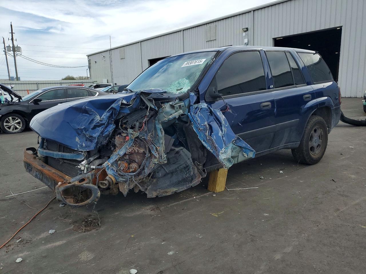 2004 CHEVROLET TRAILBLAZER