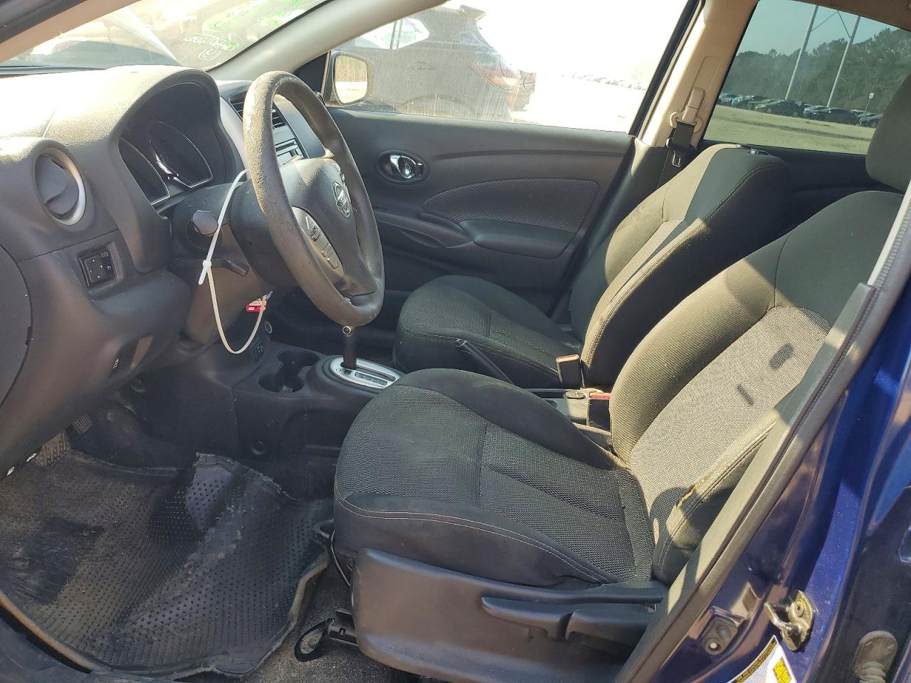 2018 NISSAN VERSA S photo 13