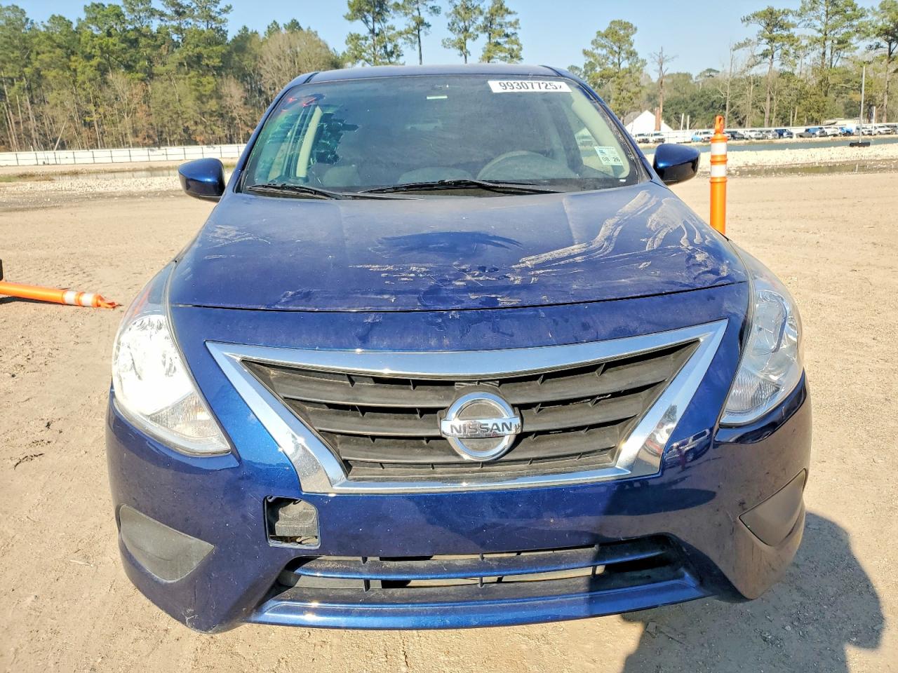 2018 NISSAN VERSA S photo 9