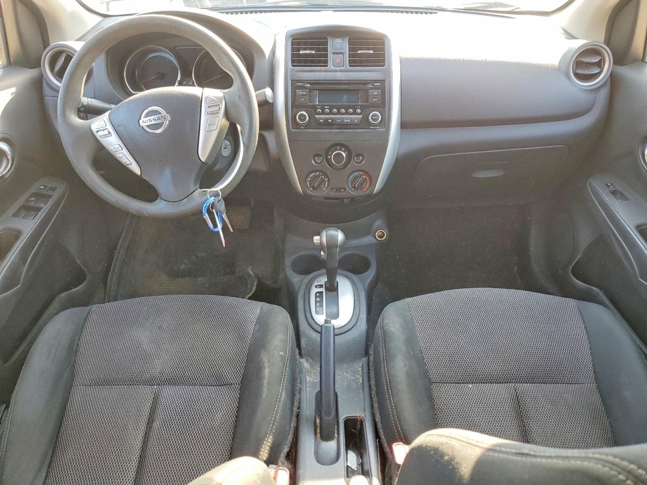 2018 NISSAN VERSA S photo 15