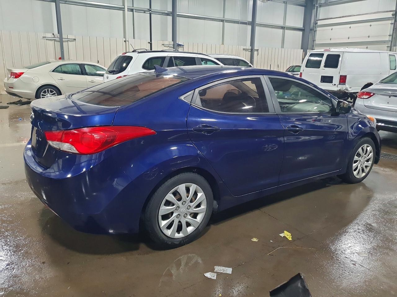 2013 HYUNDAI ELANTRA GLS photo 5