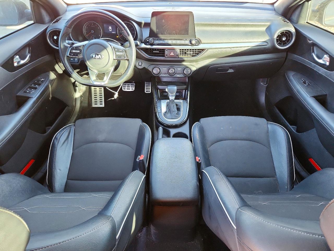 2021 KIA FORTE GT LINE photo 8