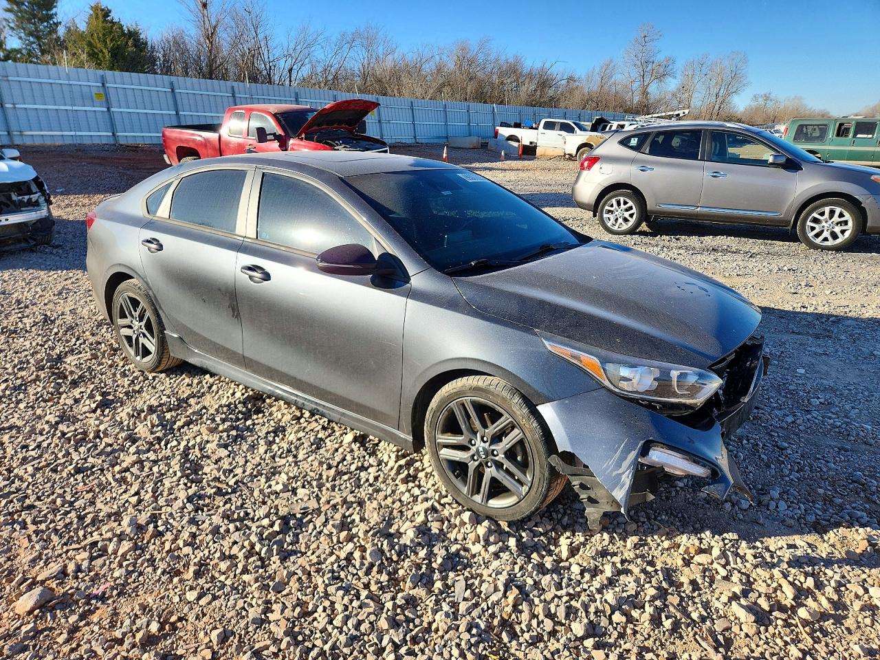 2021 KIA FORTE GT LINE photo 4