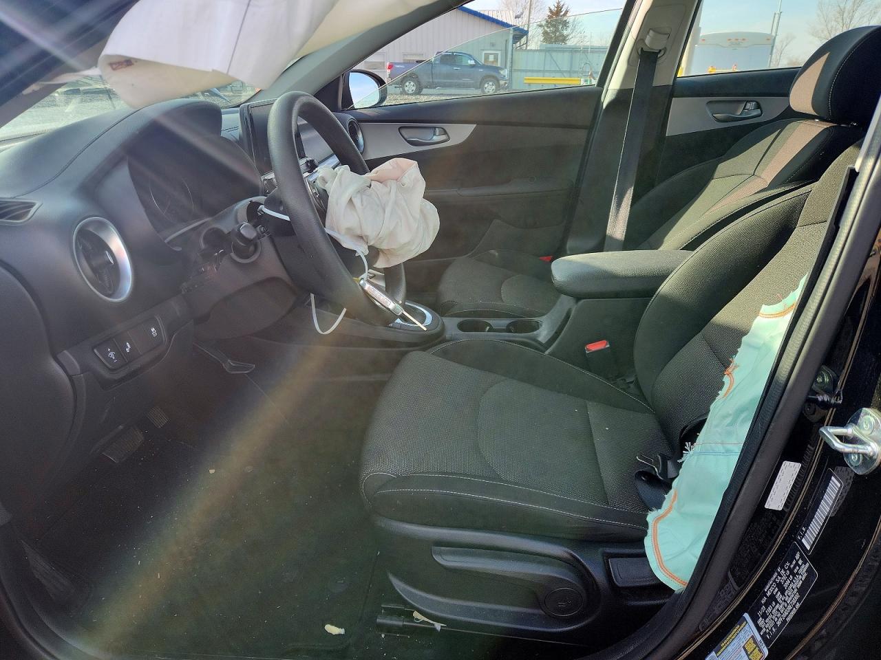 2024 KIA FORTE LX photo 7