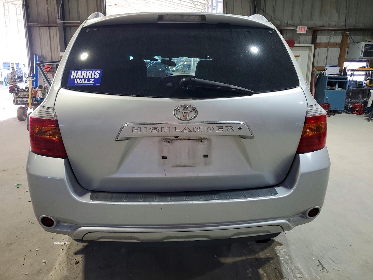 2010 TOYOTA HIGHLANDER LIMITED photo 11