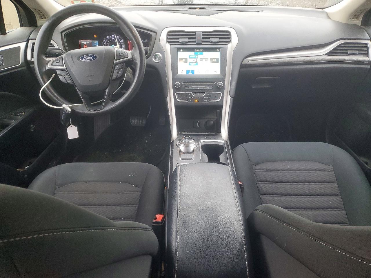 2018 FORD FUSION SE photo 8