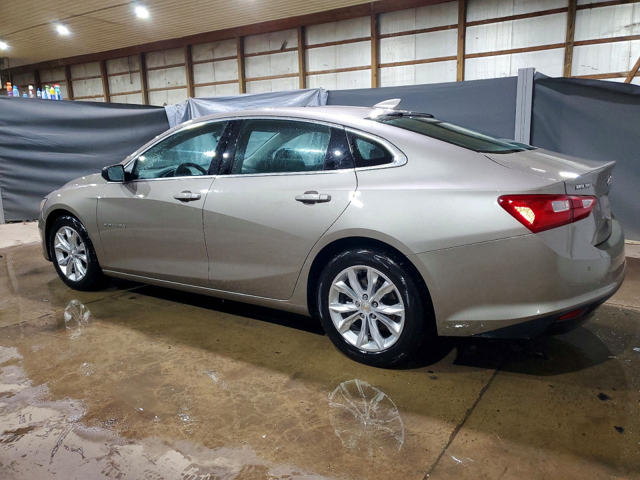 2024 CHEVROLET MALIBU LT photo 3