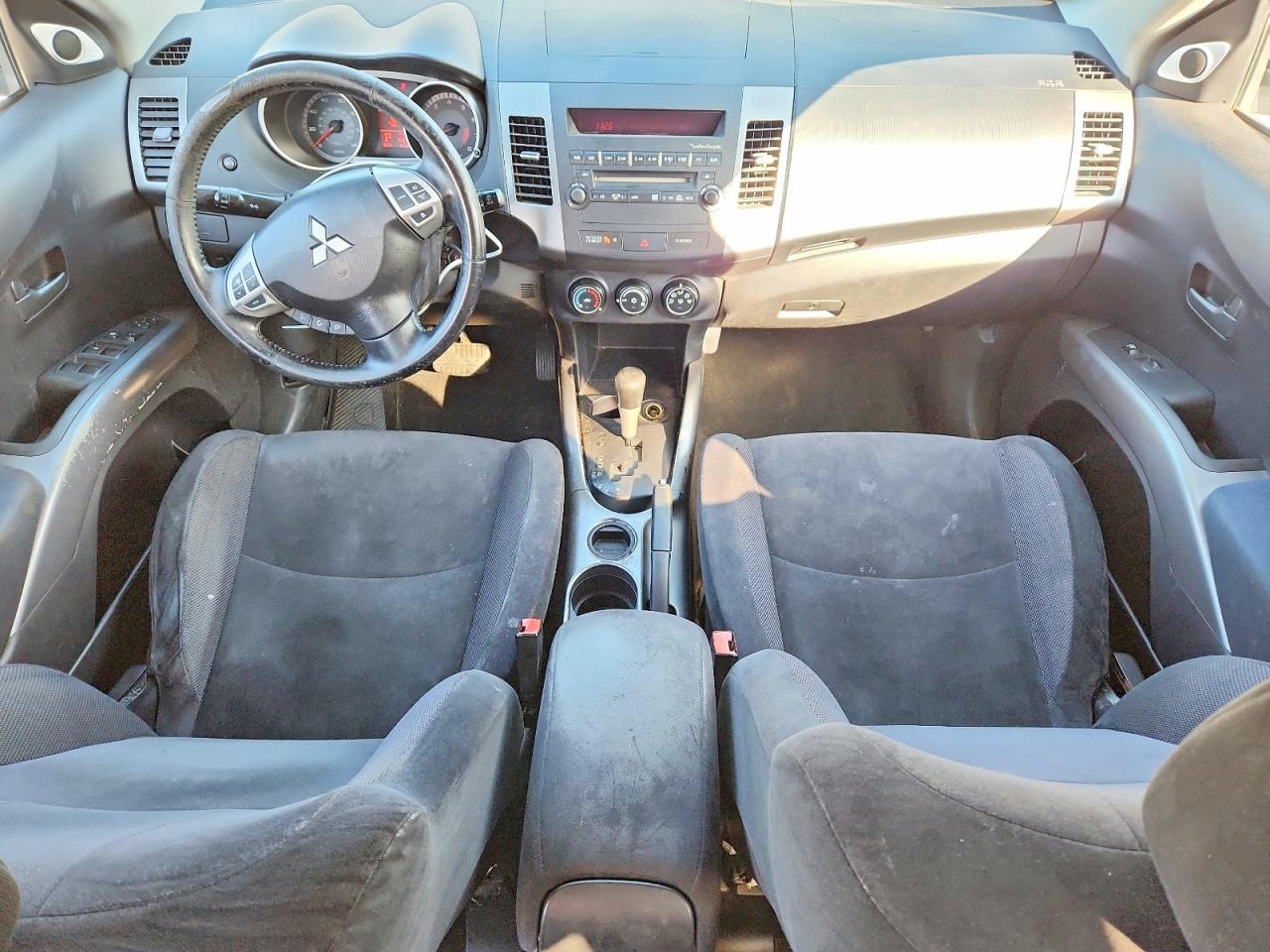 2007 MITSUBISHI OUTLANDER ES photo 8