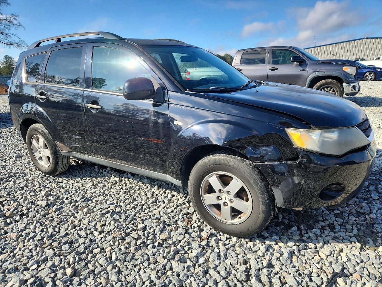 2007 MITSUBISHI OUTLANDER ES photo 4