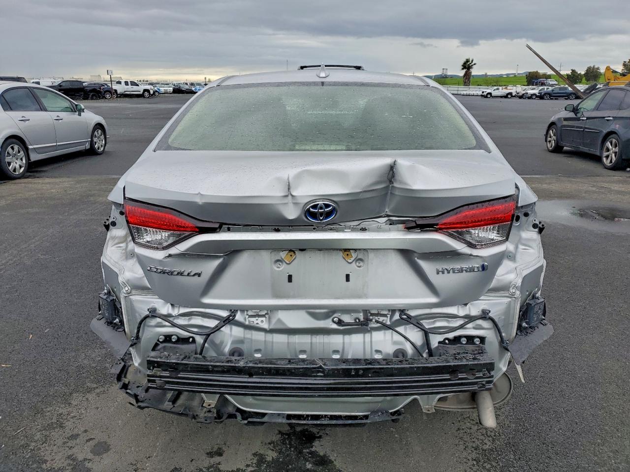 2022 TOYOTA COROLLA LE photo 11
