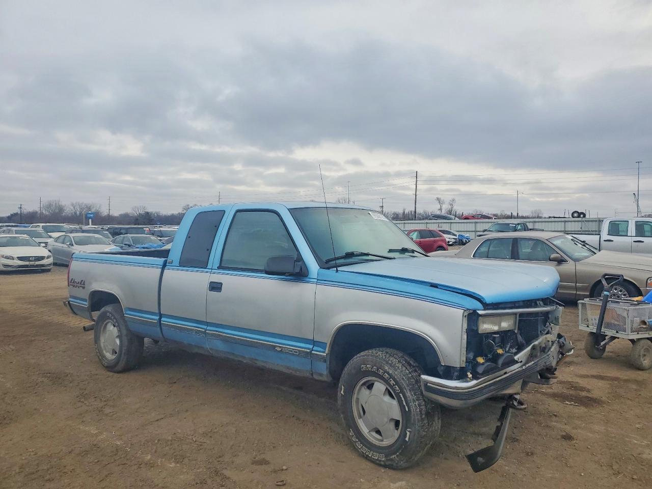 1995 CHEVROLET GMT-400 K1500 photo 4