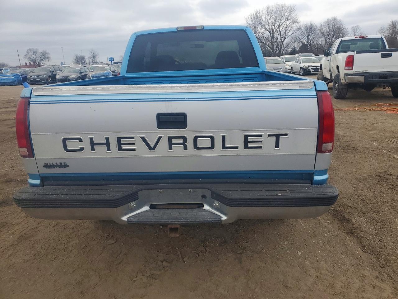 1995 CHEVROLET GMT-400 K1500 photo 6