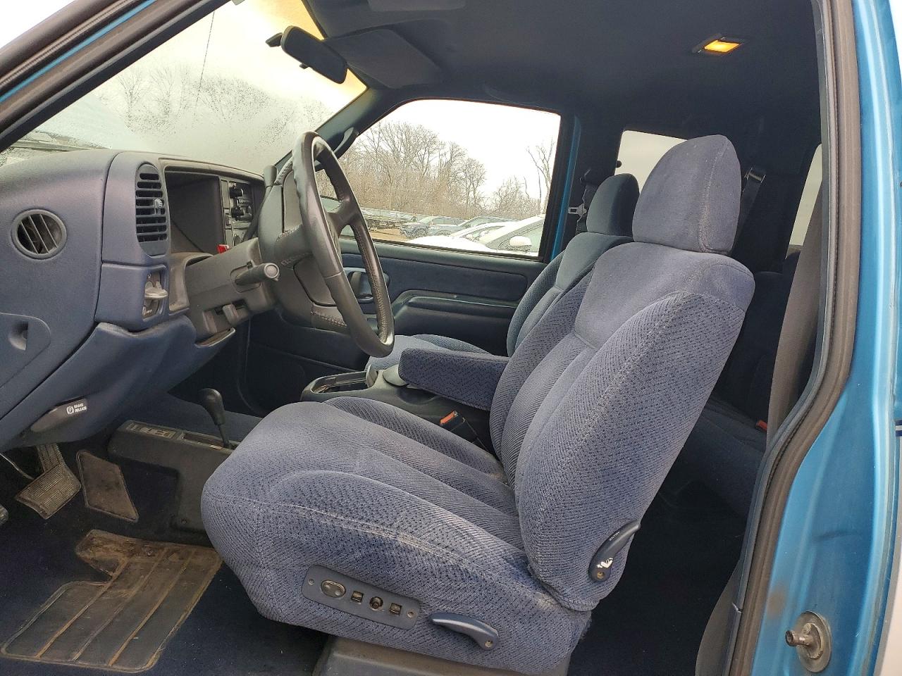 1995 CHEVROLET GMT-400 K1500 photo 7