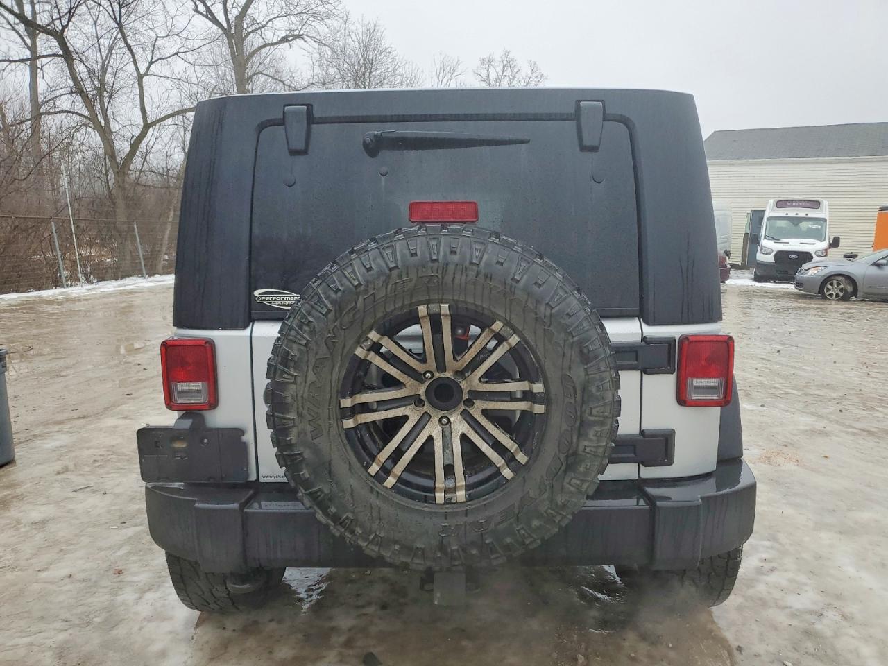 2010 JEEP WRANGLER UNLIMITED SPORT photo 6