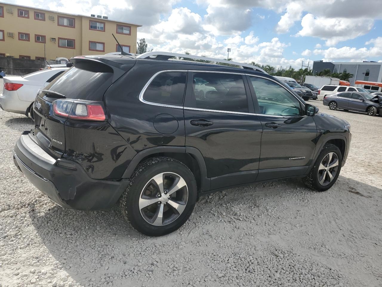 2019 JEEP CHEROKEE LIMITED photo 5