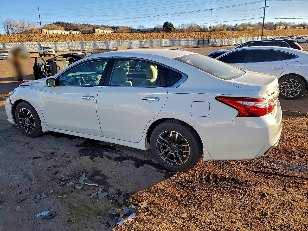 2016 NISSAN ALTIMA 2.5 photo 2