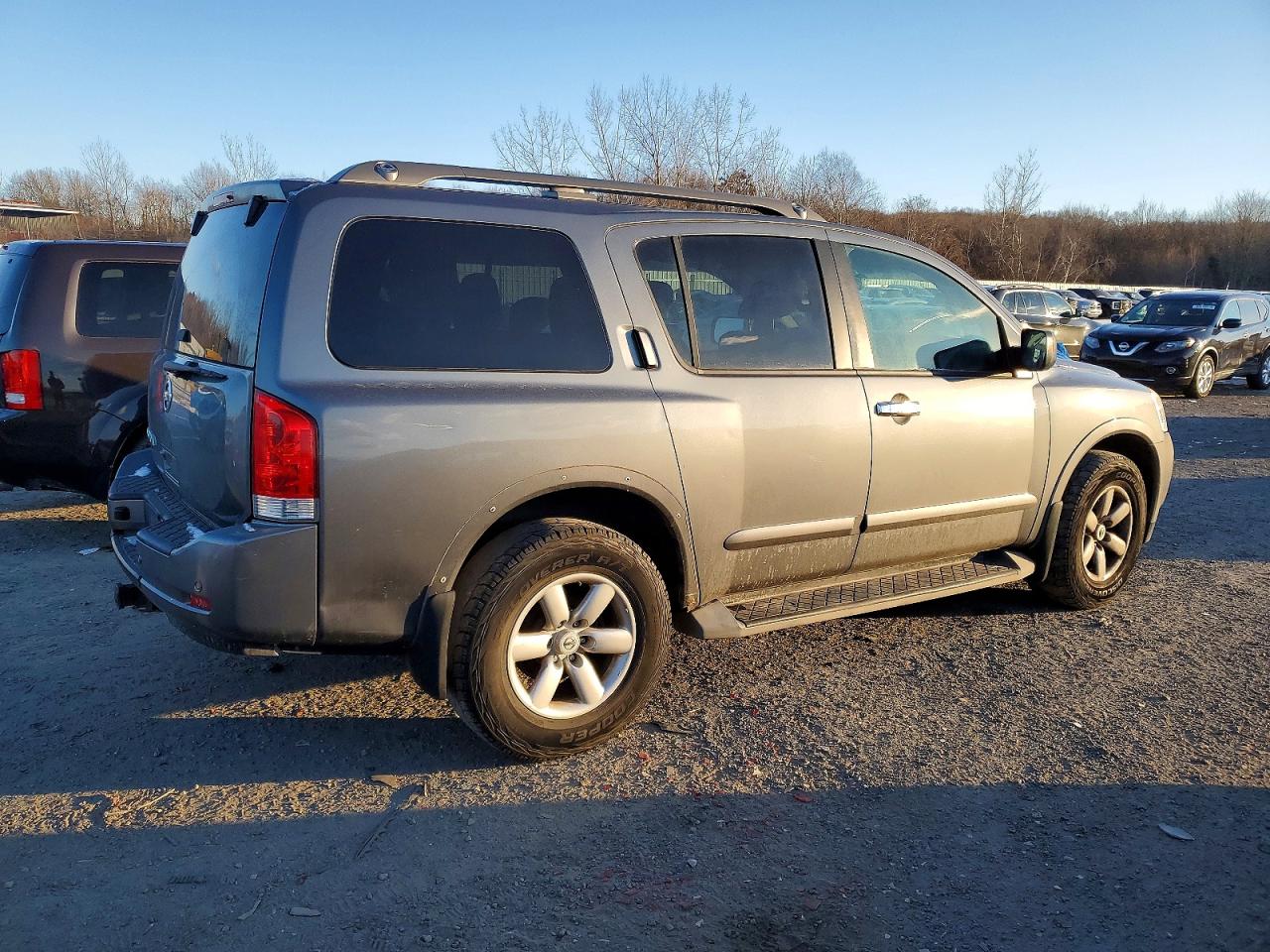 2013 NISSAN ARMADA SV photo 3