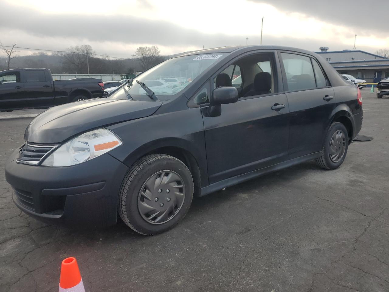 2011 NISSAN VERSA