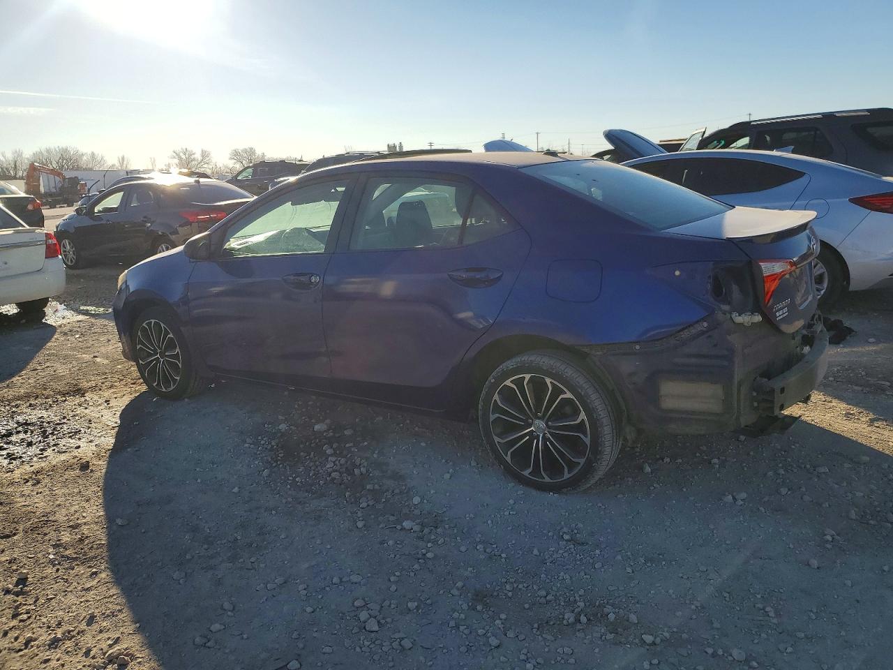 2014 TOYOTA COROLLA L photo 3