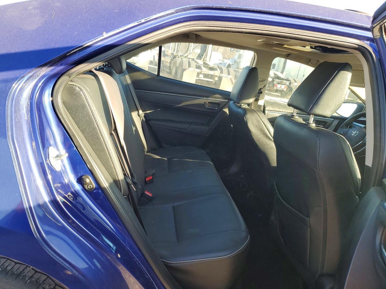 2014 TOYOTA COROLLA L photo 19