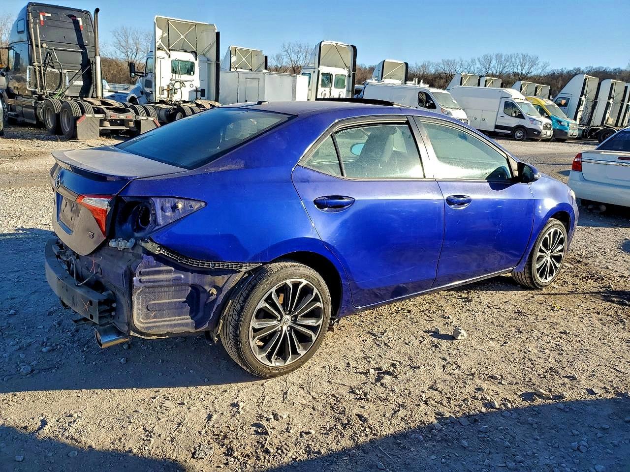 2014 TOYOTA COROLLA L photo 5