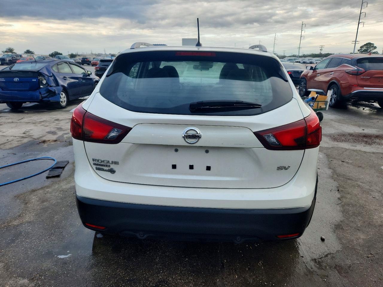 2019 NISSAN ROGUE SPORT S photo 6