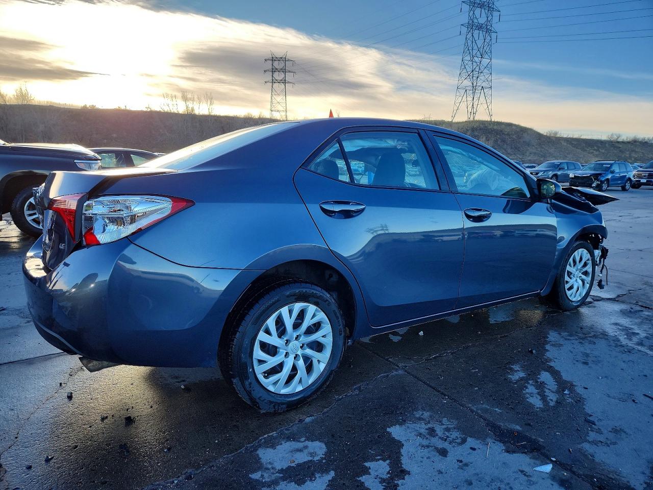 2019 TOYOTA COROLLA LE photo 5
