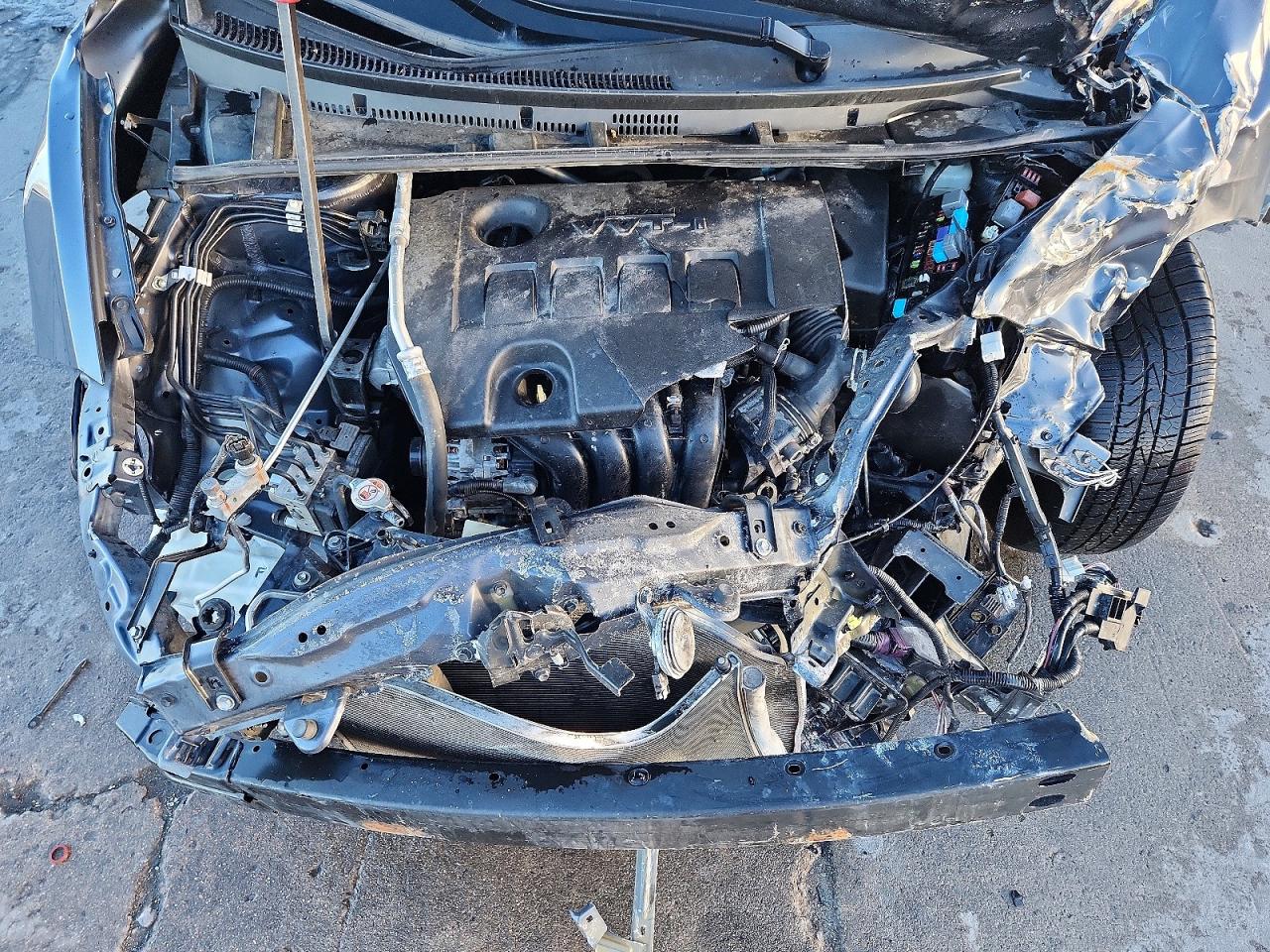 2019 TOYOTA COROLLA LE photo 21