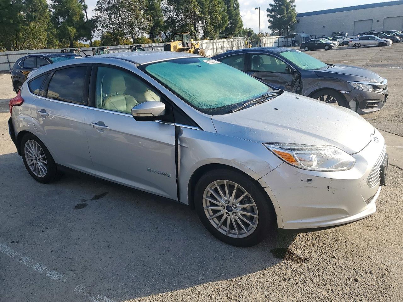 2014 FORD FOCUS BEV photo 4