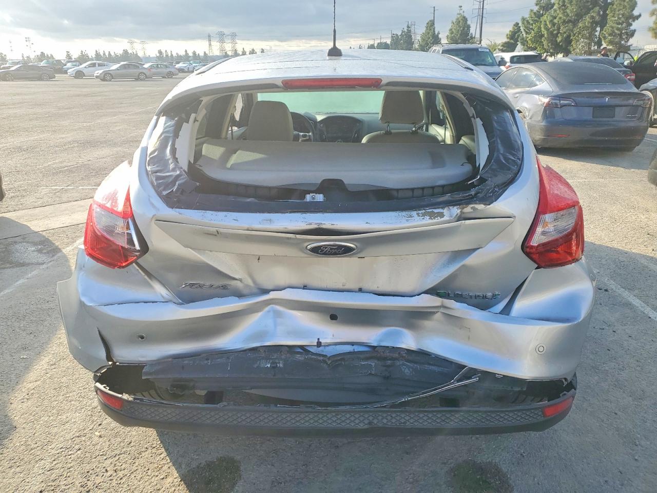 2014 FORD FOCUS BEV photo 6