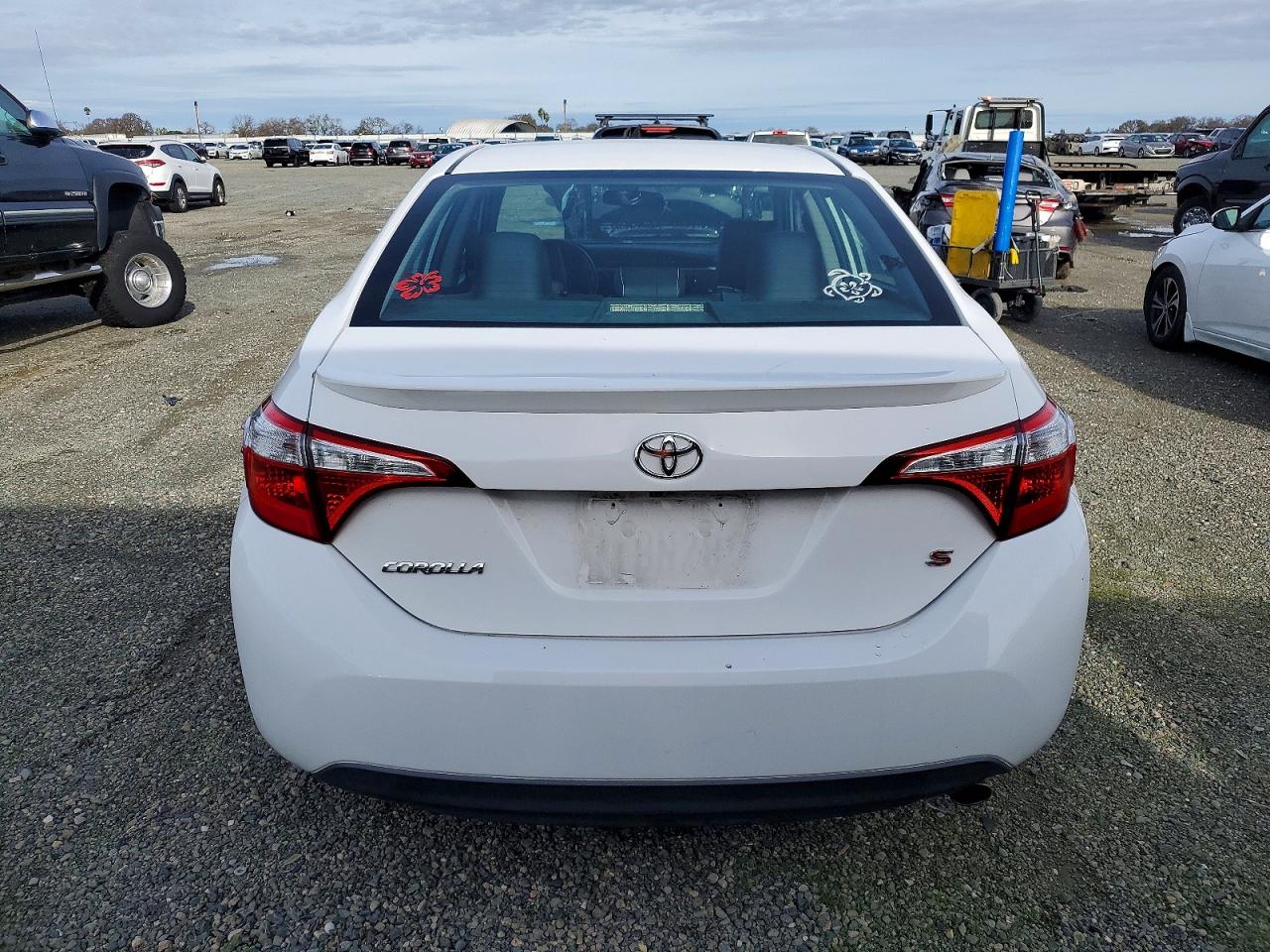 2016 TOYOTA COROLLA L photo 6