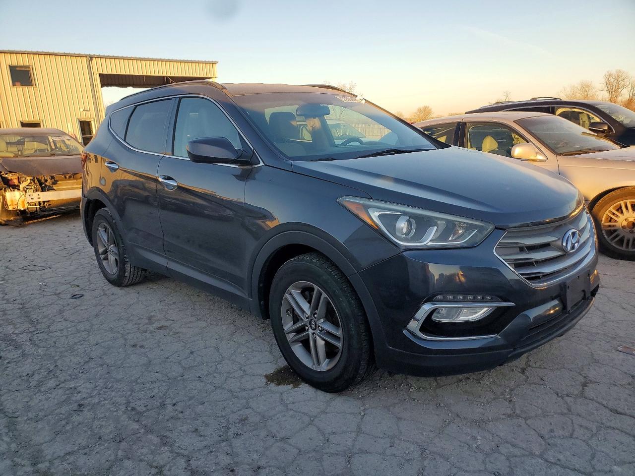 2017 HYUNDAI SANTA FE SPORT photo 4