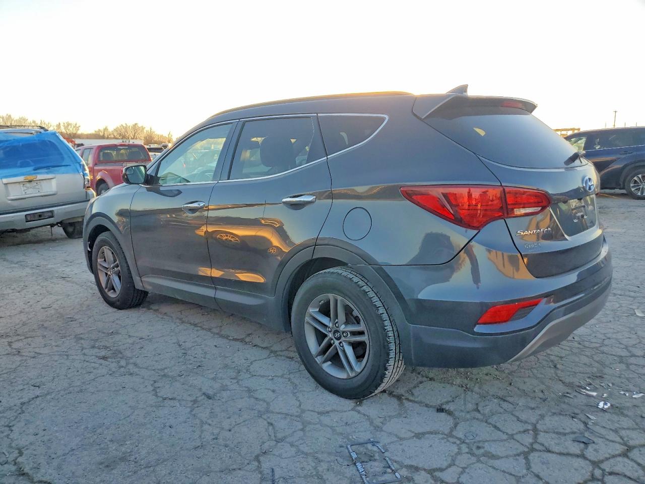 2017 HYUNDAI SANTA FE SPORT photo 2